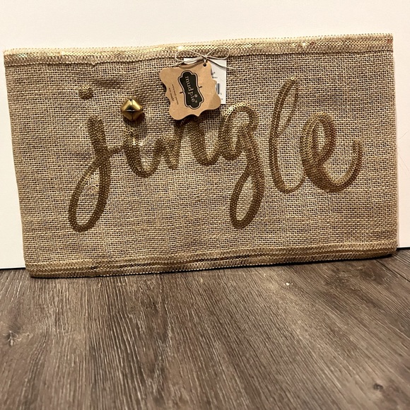 Mud Pie Other - ‼️ $5 ‼️ Mud Pie “Jingle” Pillow Wrap